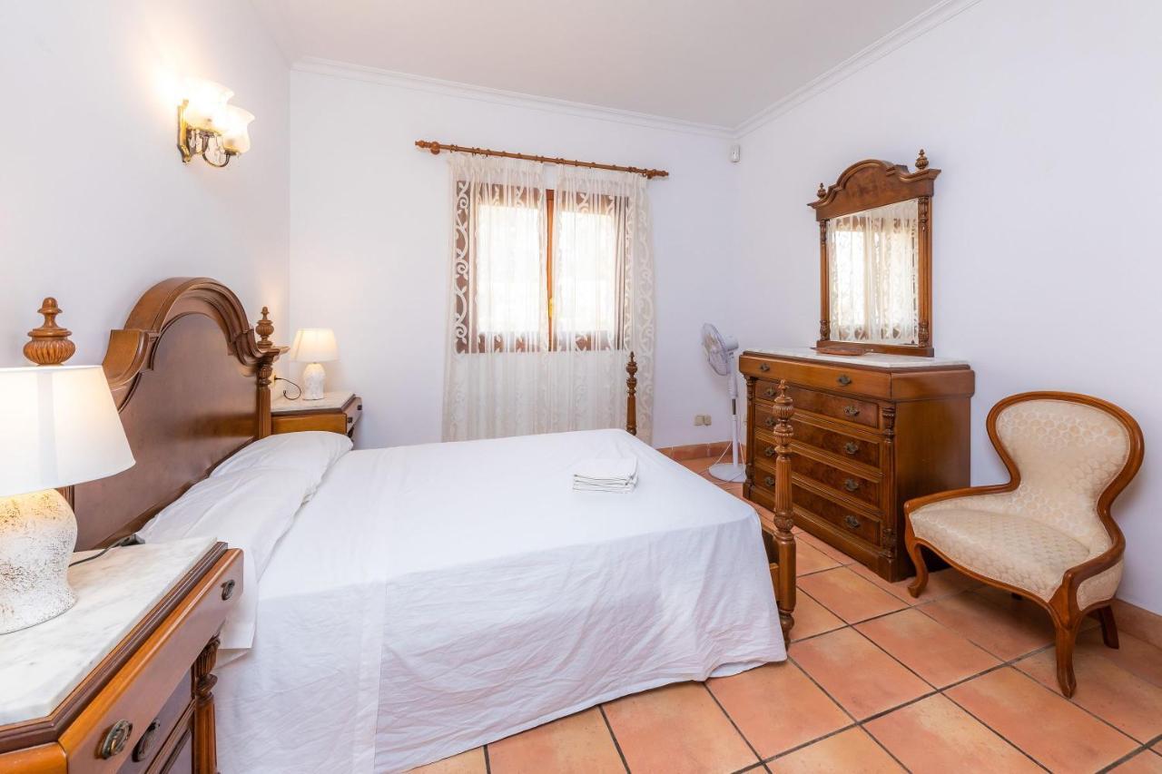 Dofi Villa Cala Millor  Bagian luar foto